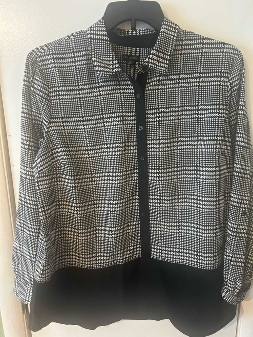 Talbots Black and White Houndstooth Button-Down Shirt with Solid Hem XL